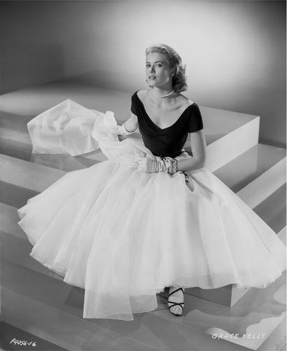 Grace Kelly: Classic Portrait of Elegance