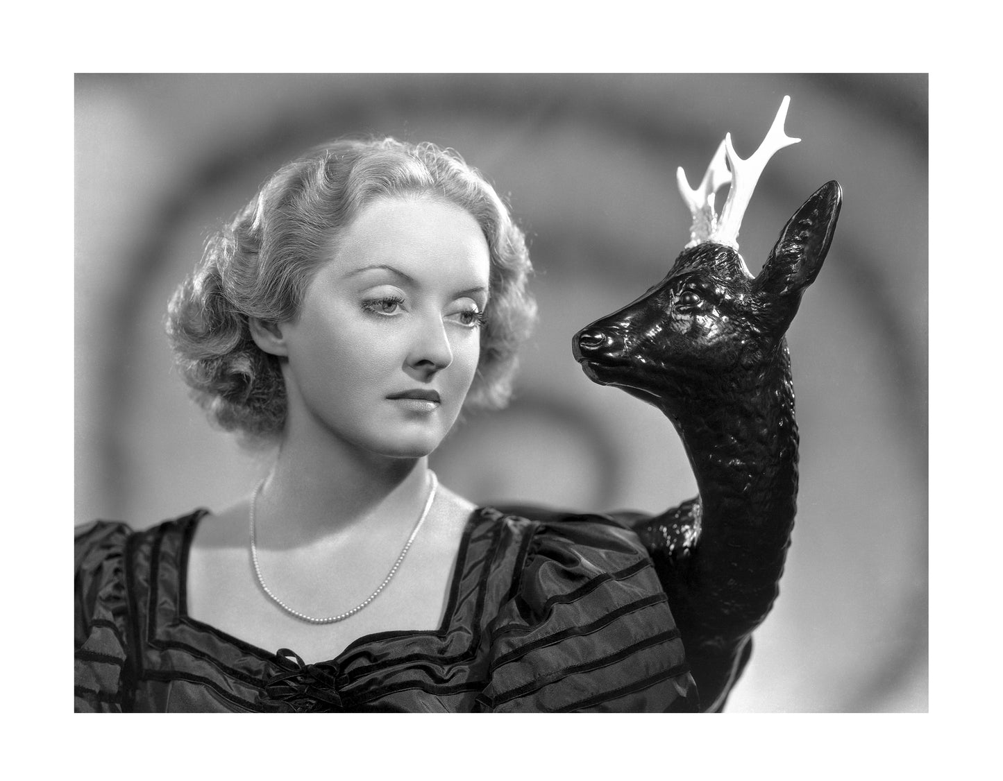 Bette Davis: The Petrified Forest