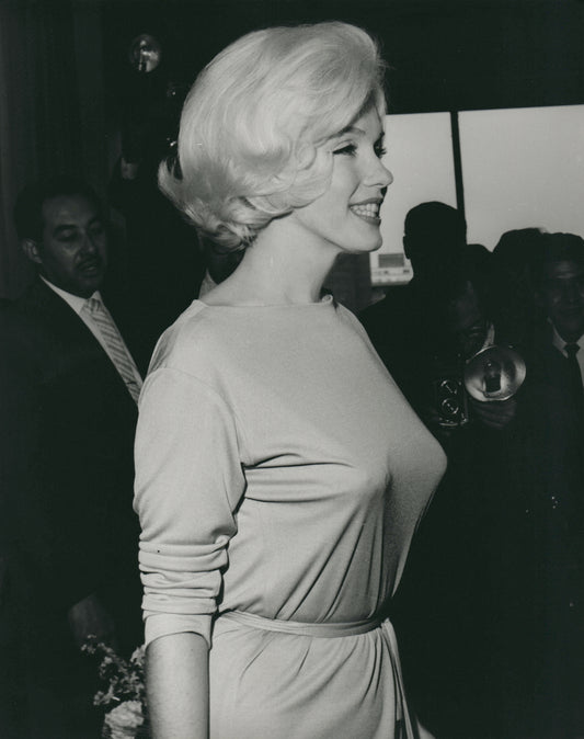 Marilyn Monroe Smiling for Paparazzi Vintage Press Print