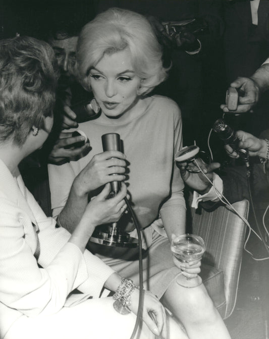 Marilyn Monroe Being Interviewed Vintage Press Print