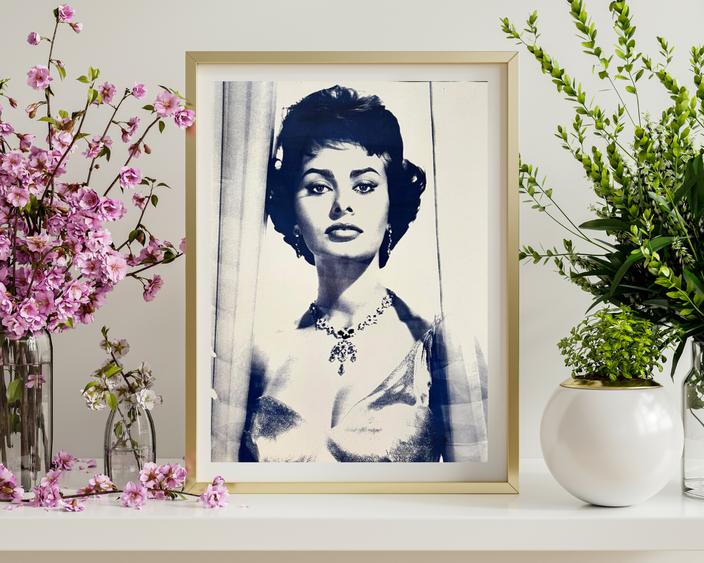 Sophia Loren in "Houseboat" - Peter Tunney Signed